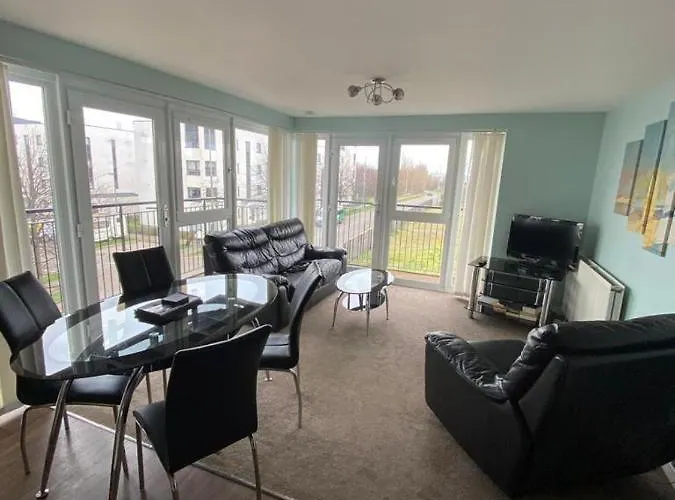 Fabulous 3 Bedroom Flat